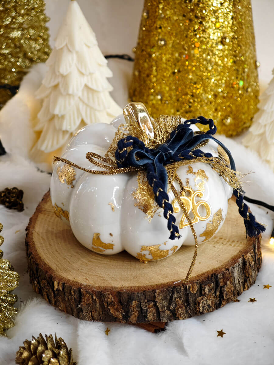 Γούρι Πήλινη Κολοκύθα Με Φύλλα Χρυσού