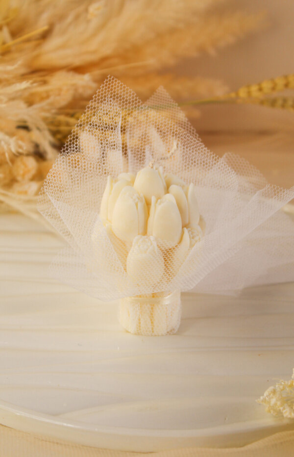 Μπομπονιέρα Γάμου Κερί - Μπουκέτο Τουλίπες