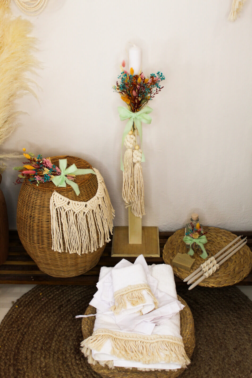 Σετ Νονού Με Οβάλ Ψάθινο Καλάθι